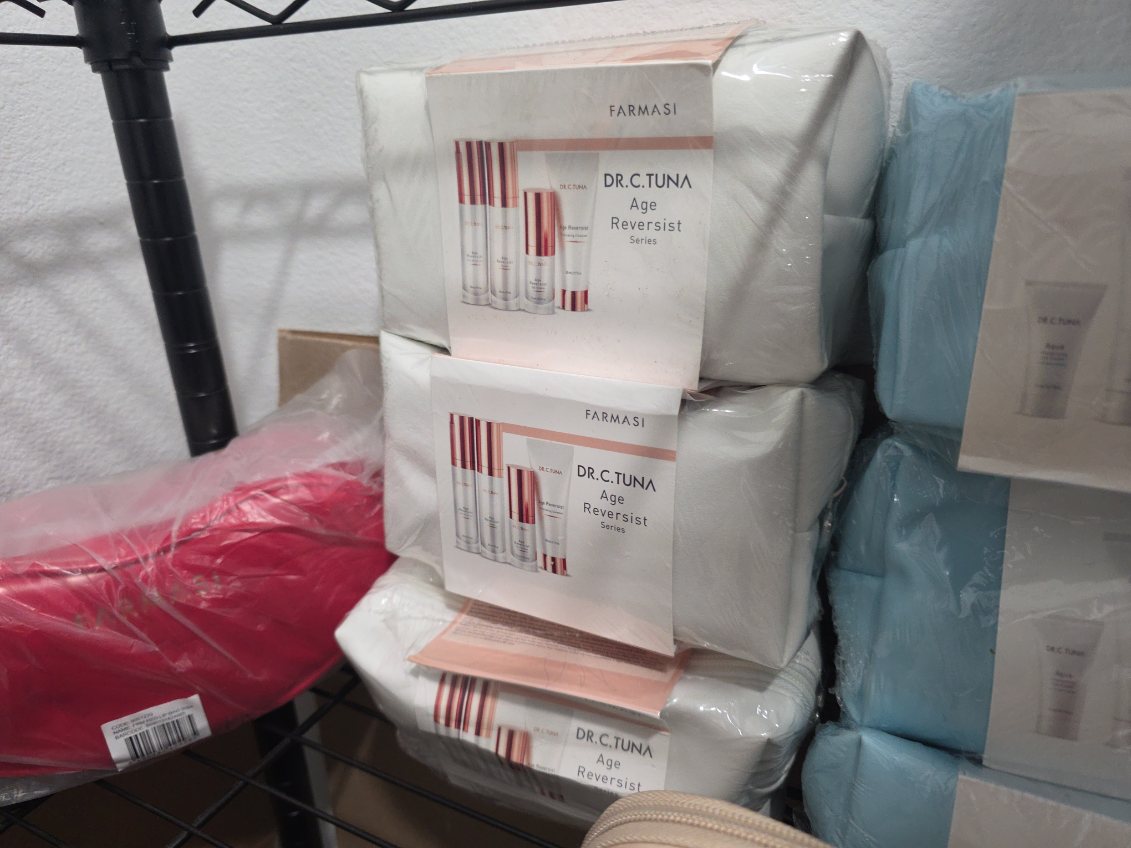 DR. C. TUNA Age Reversist Series