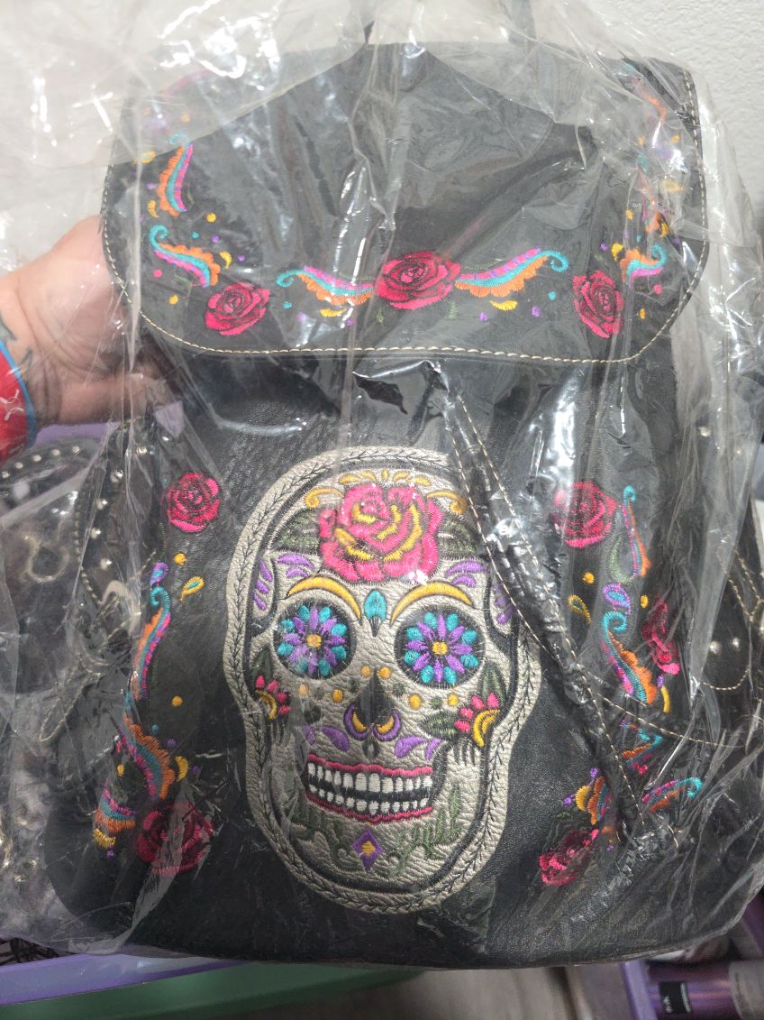 Black Buckle Camo Handbag