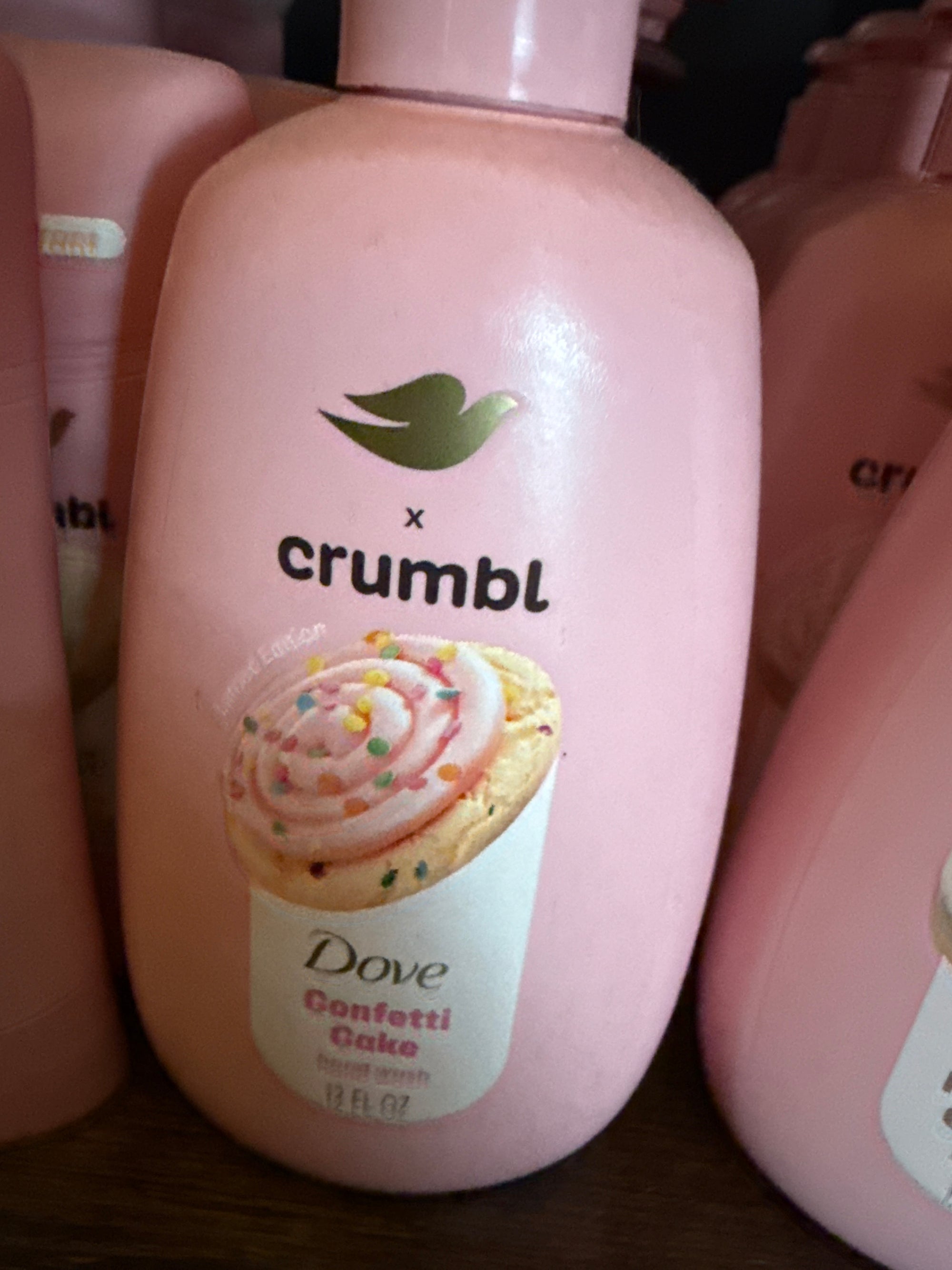 🍰 Dove Crumble Body Wash Gift Set – Sweet Treats for Your Skin! 🛁