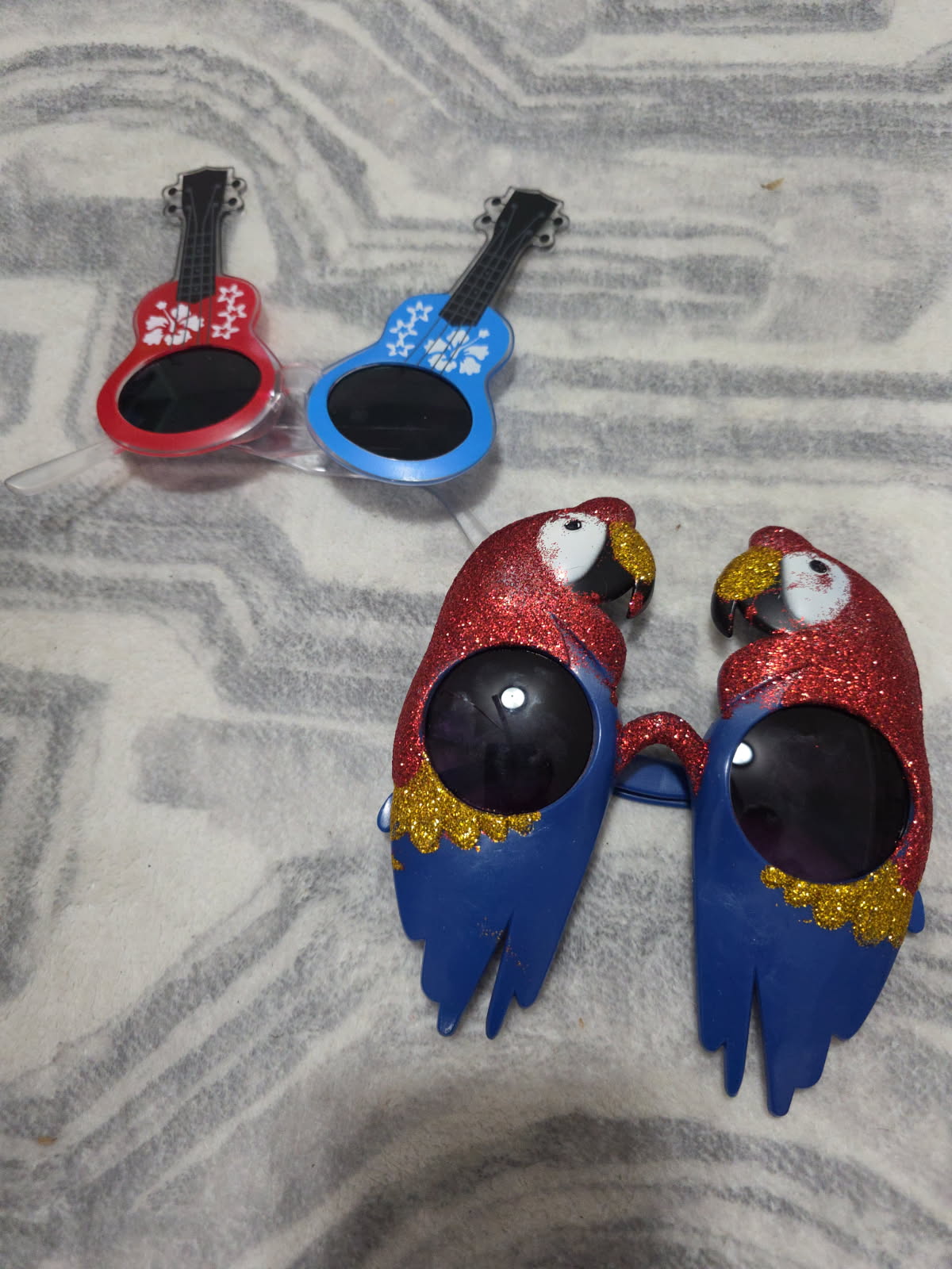 Novelty Party Sunglasses Funny Animal Parrots glasses for