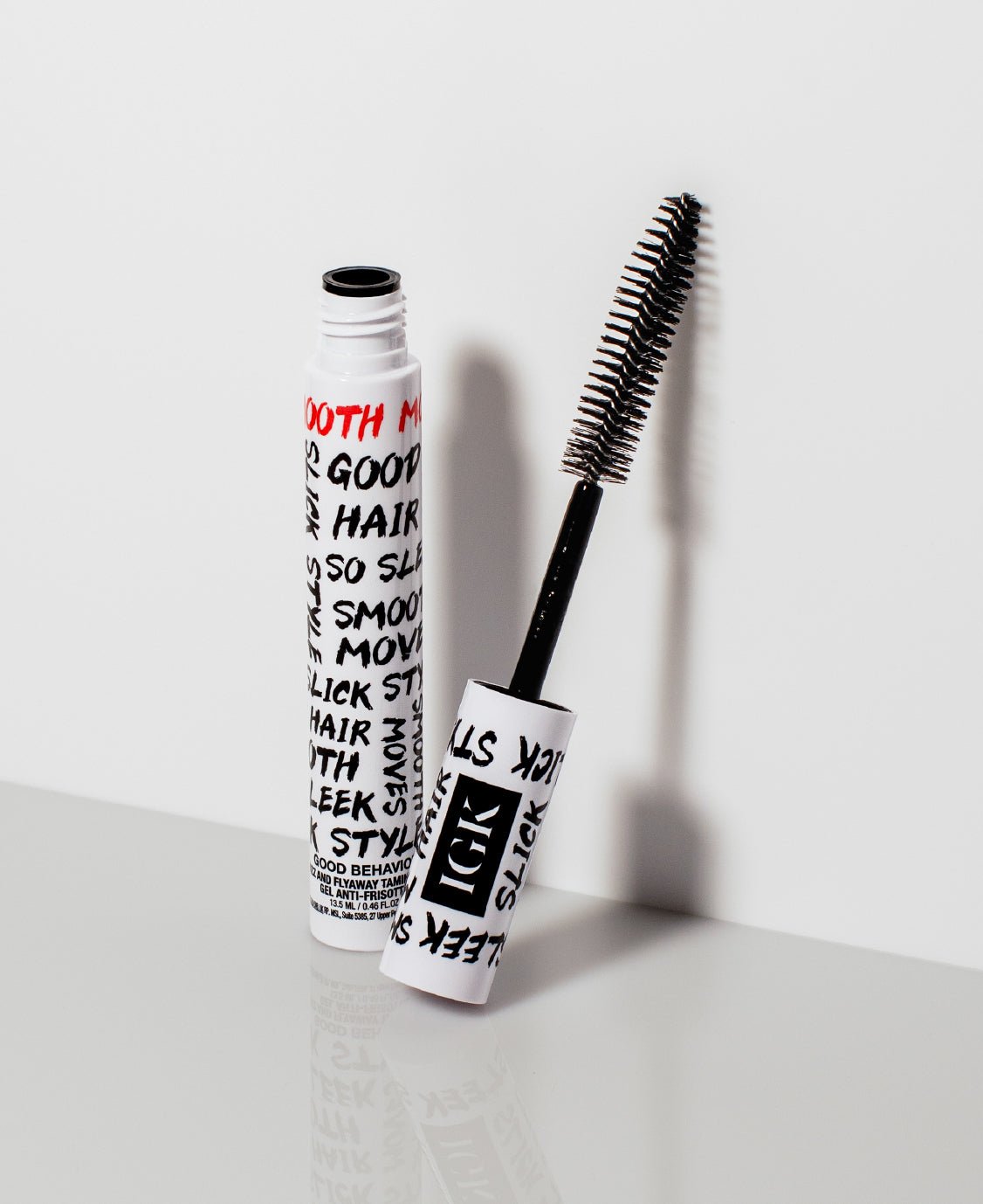 Good Behavior Frizz & Flyaway Hair Taming Wand 0.46 oz",24,22,11