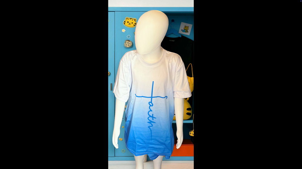 Youth, ombre, Faith, graphic outfit blue and white size 9/10