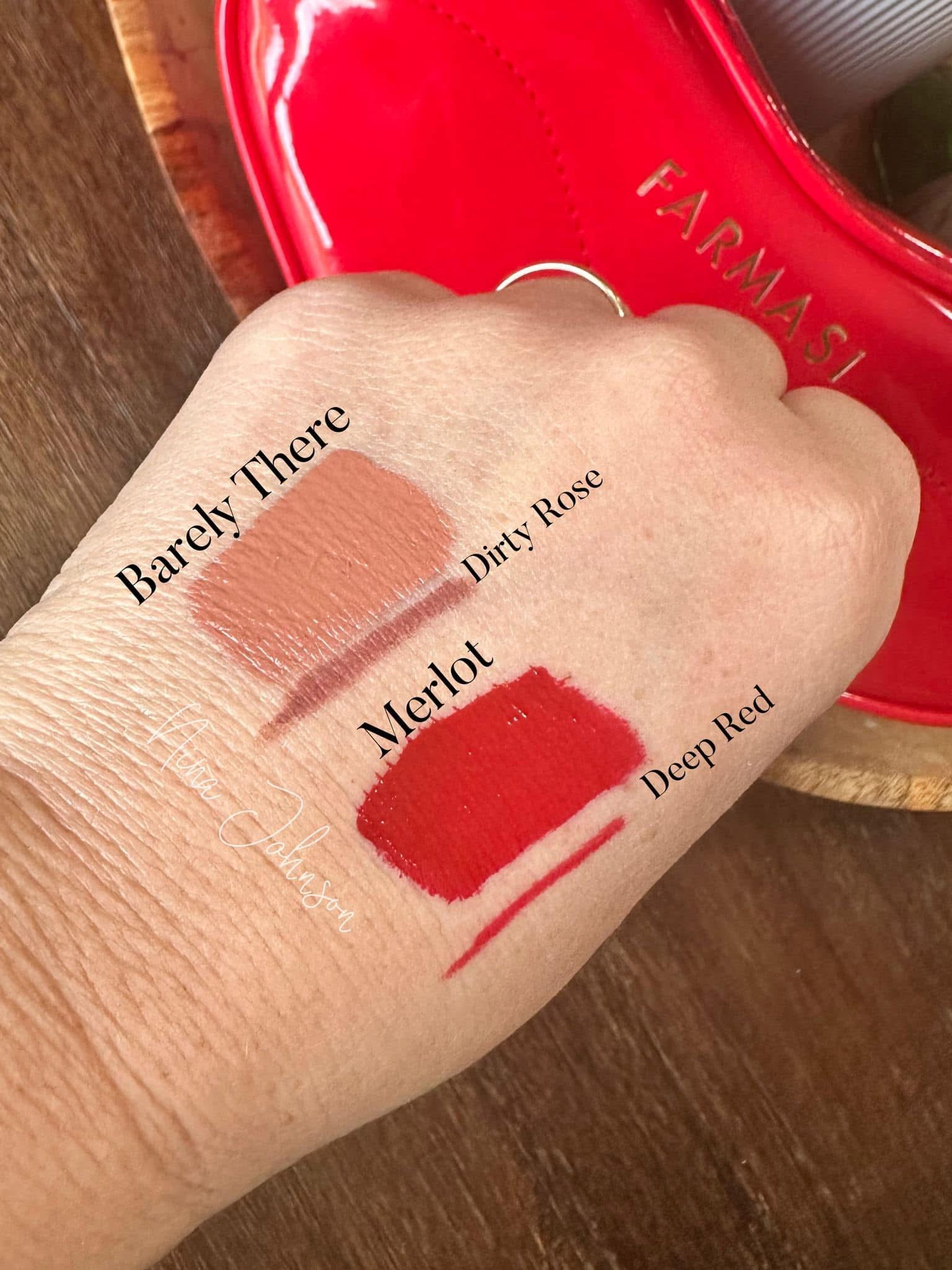 FARMASI red lip bag