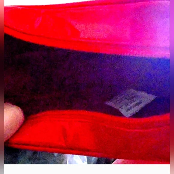 FRM RED LIP BAG 2024