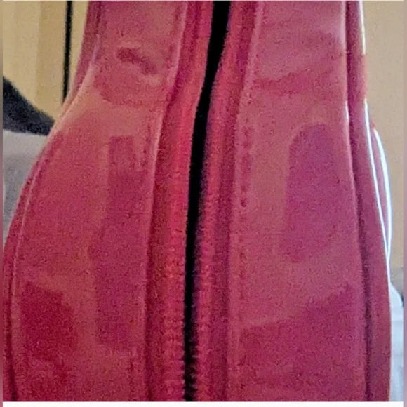 FRM RED LIP BAG 2024